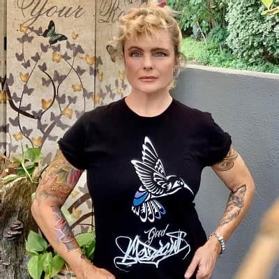 erika eleniak age|Erika Eleniak 2024: Husband, net worth, tattoos,。